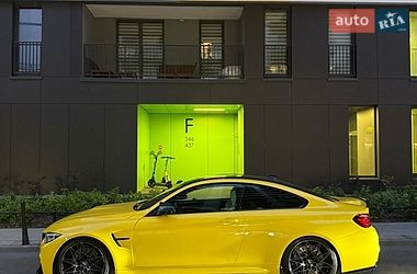 Купе BMW M4 2016 в Києві