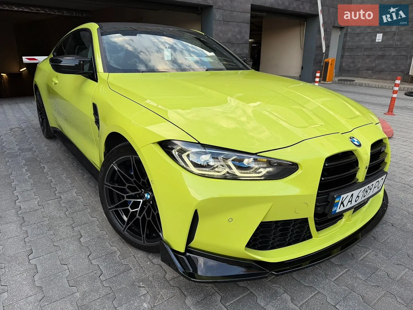 2022 BMW M4 - мініатюра 3