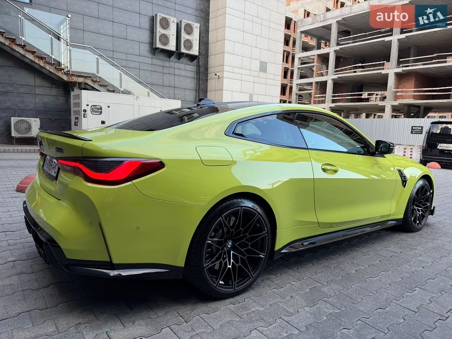 2022 BMW M4 - мініатюра 38