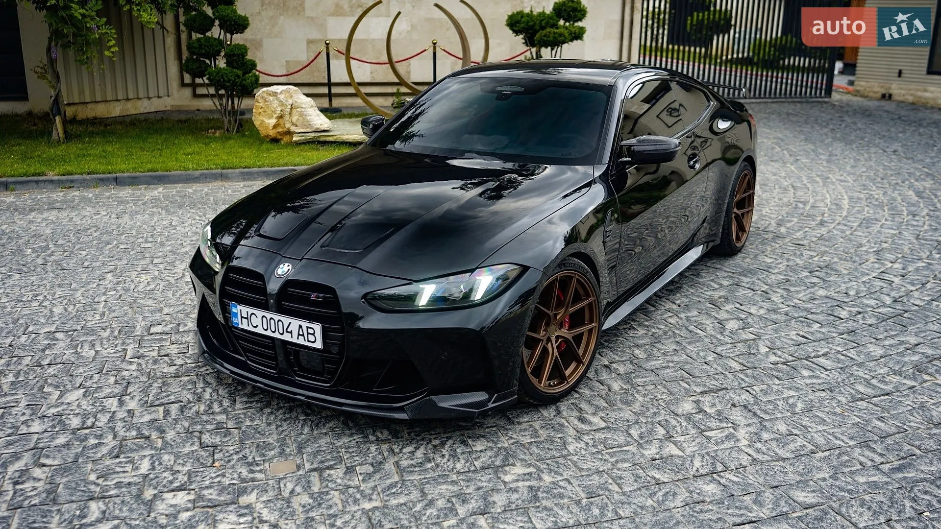 2023 BMW M4 - фото 1