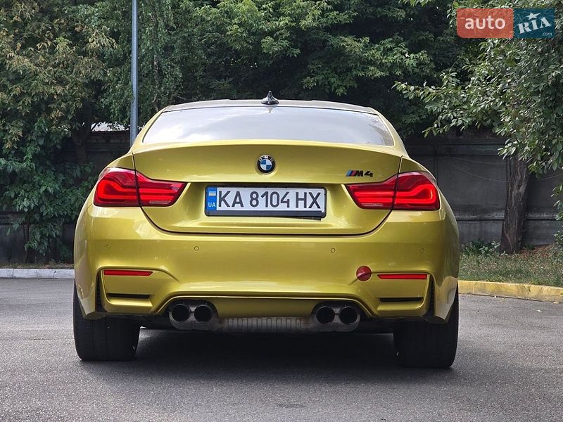 Купе BMW M4 2017 в Києві фото 23 Купе BMW M4 2017 в Києві