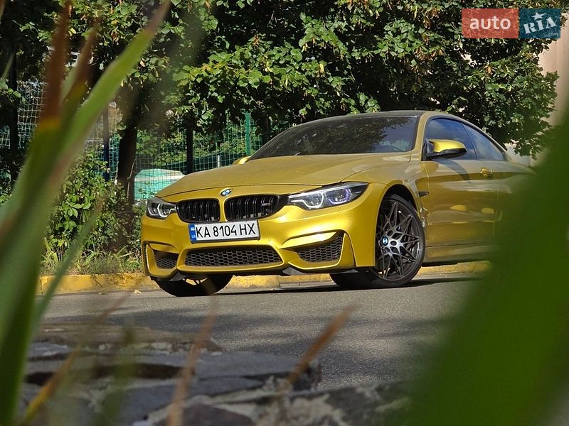 Купе BMW M4 2017 в Києві фото 18 Купе BMW M4 2017 в Києві