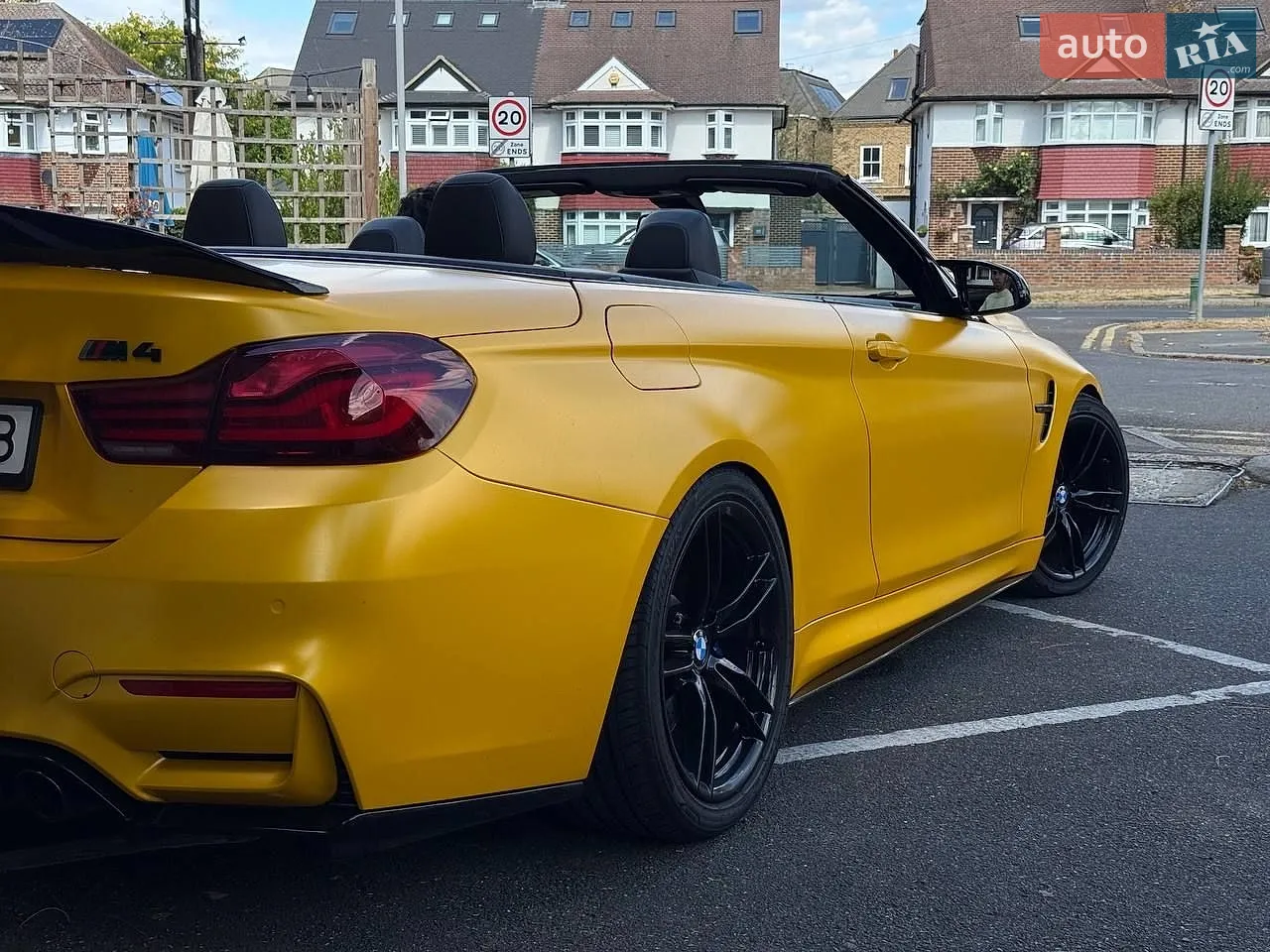 2016 BMW M4 - мініатюра 30