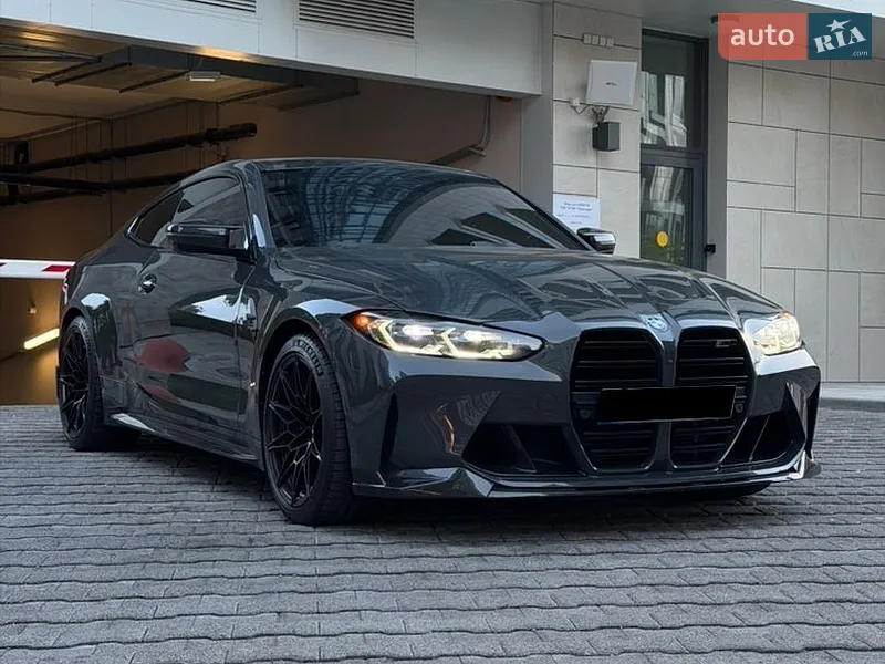 BMW M4 2023
