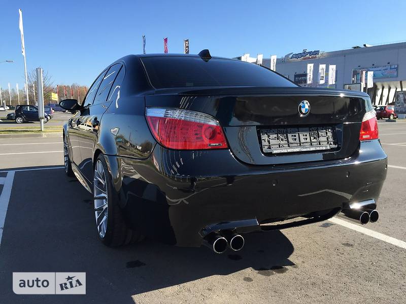 Седан BMW M5 2007 в Киеве