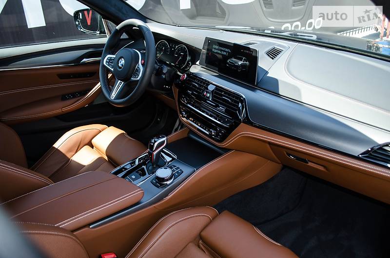 Седан BMW M5 2018 в Києві