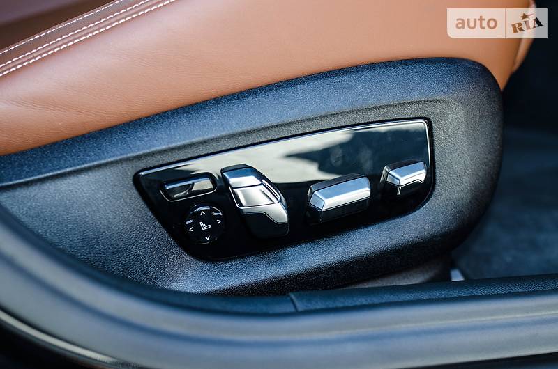 Седан BMW M5 2018 в Києві