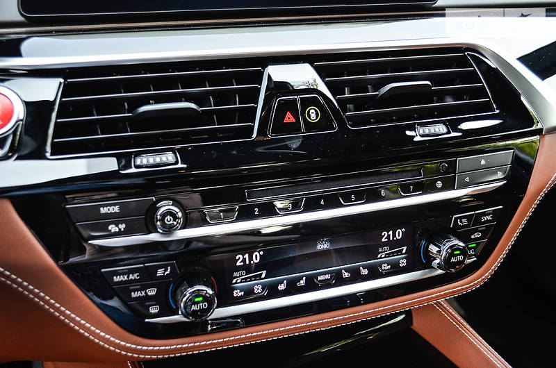 Седан BMW M5 2018 в Києві