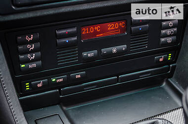 Седан BMW M5 2000 в 