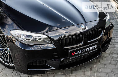 Седан BMW M5 2012 в Киеве