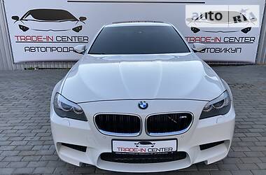 Седан BMW M5 2012 в Виннице