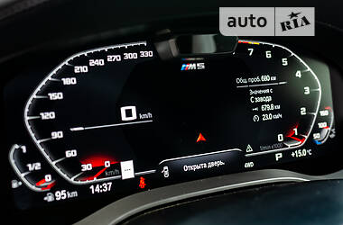 Седан BMW M5 2020 в 