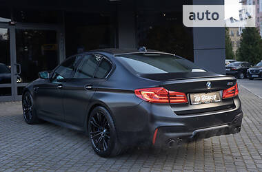 Седан BMW M5 2018 в 