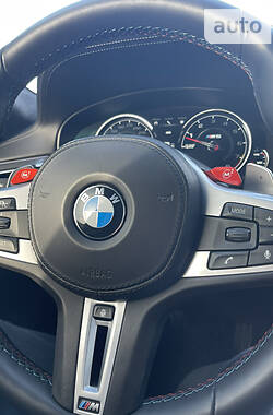 Седан BMW M5 2018 в 