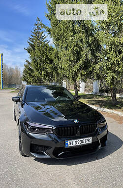 Седан BMW M5 2018 в 