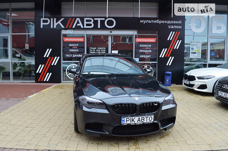 BMW M5