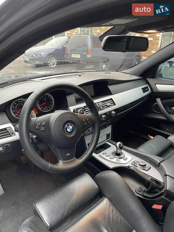 Седан BMW M5 2008 в Киеве