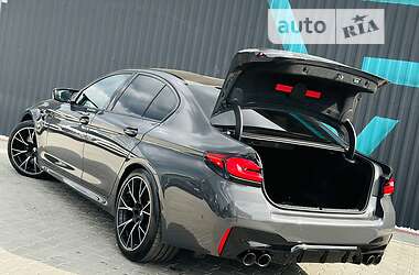 Седан BMW M5 2021 в 