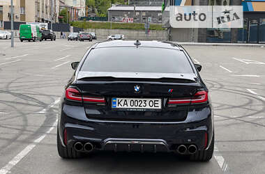 Седан BMW M5 2018 в 