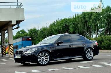 Седан BMW M5 2006 в Киеве