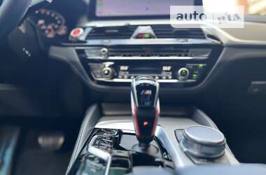 Седан BMW M5 2020 в 