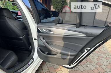 Седан BMW M5 2020 в 