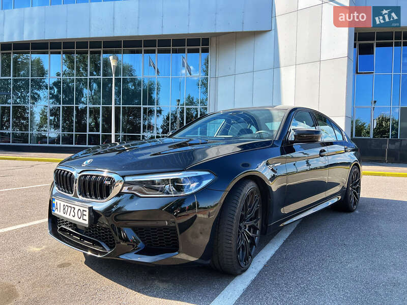 Седан BMW M5 2020 в 
