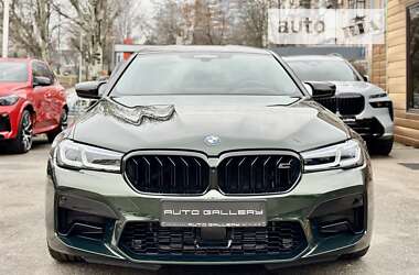 Седан BMW M5 2023 в Киеве