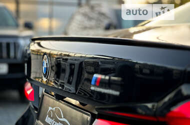 Седан BMW M5 2021 в Чернівцях
