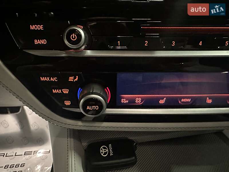 Седан BMW M5 2018 в Києві