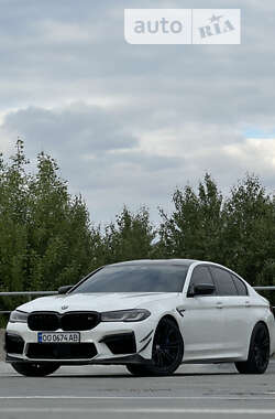 Седан BMW M5 2018 в Киеве