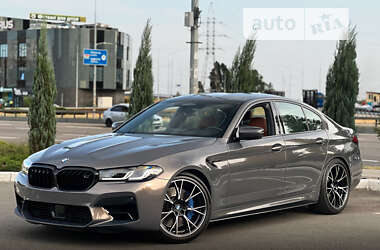 Седан BMW M5 2021 в Киеве