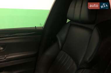Седан BMW M5 2012 в 