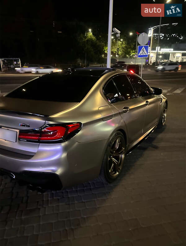 Седан BMW M5 2018 в Києві