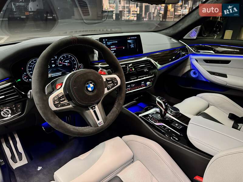 Седан BMW M5 2018 в Днепре