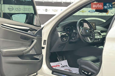 Седан BMW M5 2023 в 