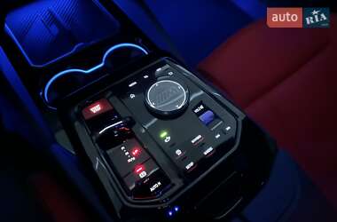 Седан BMW M5 2024 в 