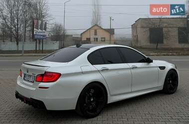 Седан BMW M5 2012 в Виноградові