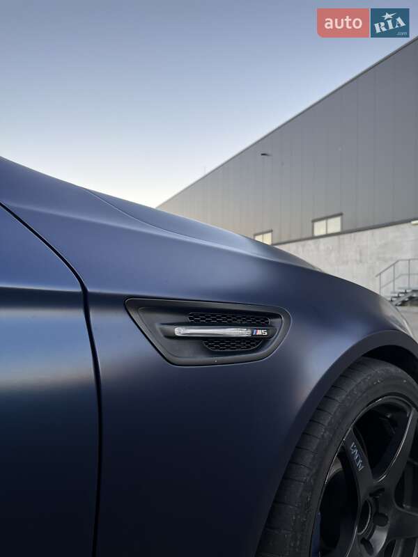 Седан BMW M5 2012 в Киеве
