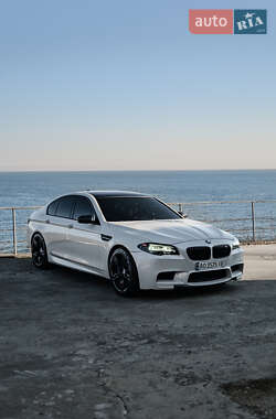 Седан BMW M5 2012 в Одессе