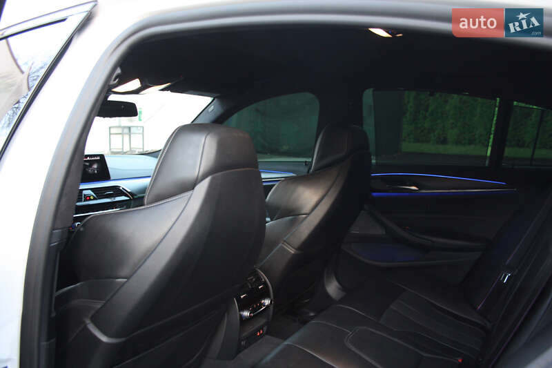 Седан BMW M5 2020 в Хмельницком