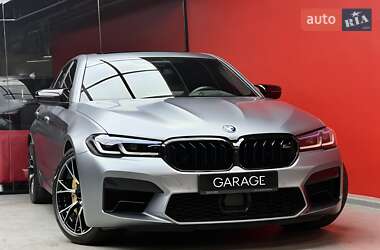 Седан BMW M5 2020 в 