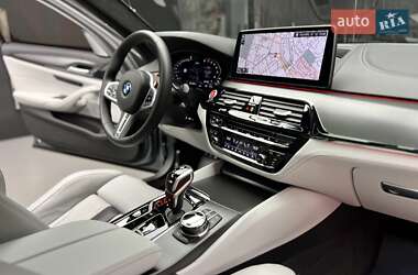 Седан BMW M5 2020 в 