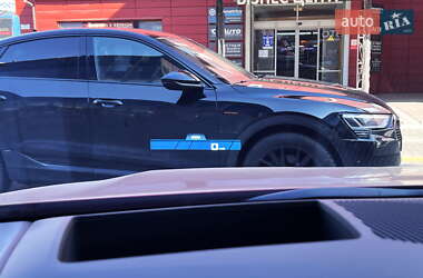 Седан BMW M5 2025 в 
