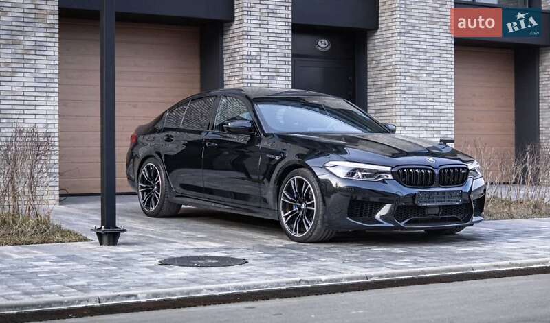 Седан BMW M5 2018 в Одессе