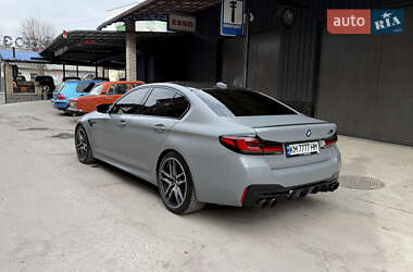 Седан BMW M5 2019 в 