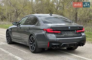 Седан BMW M5 2021 в 