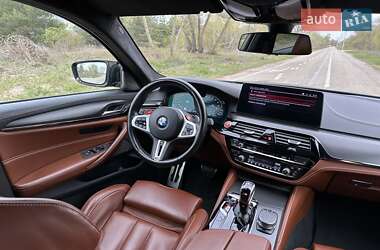 Седан BMW M5 2021 в 