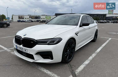 Седан BMW M5 2018 в Киеве