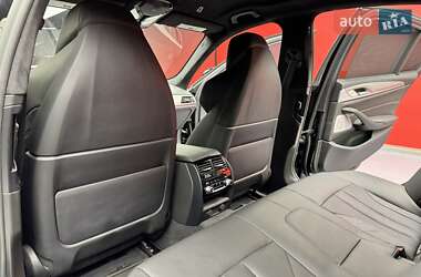 Седан BMW M5 2019 в 